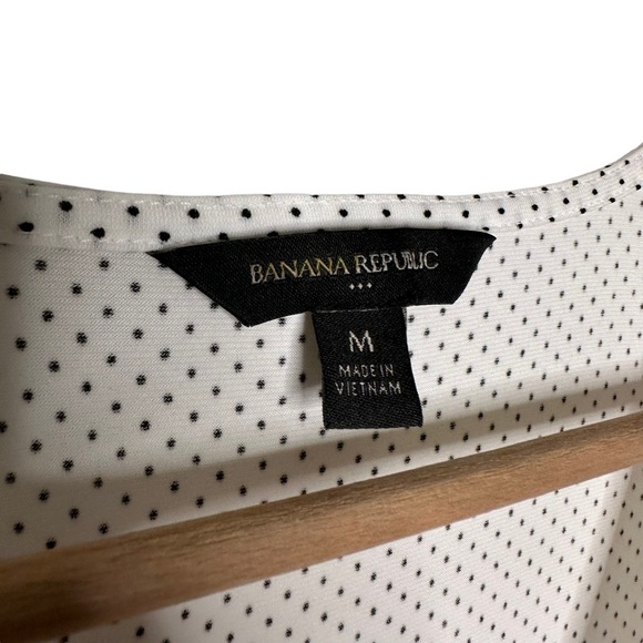 Banana Republic | White with Black Polka Dots Short Ruffle Sleeve Wrap Top - Picture 6 of 6